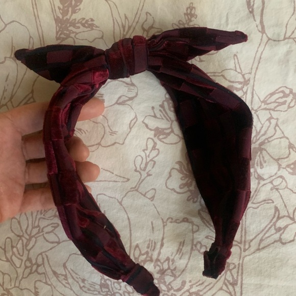 Anthropologie - Checkered Headband with Bow - Burgundy - Picture 5 of 5